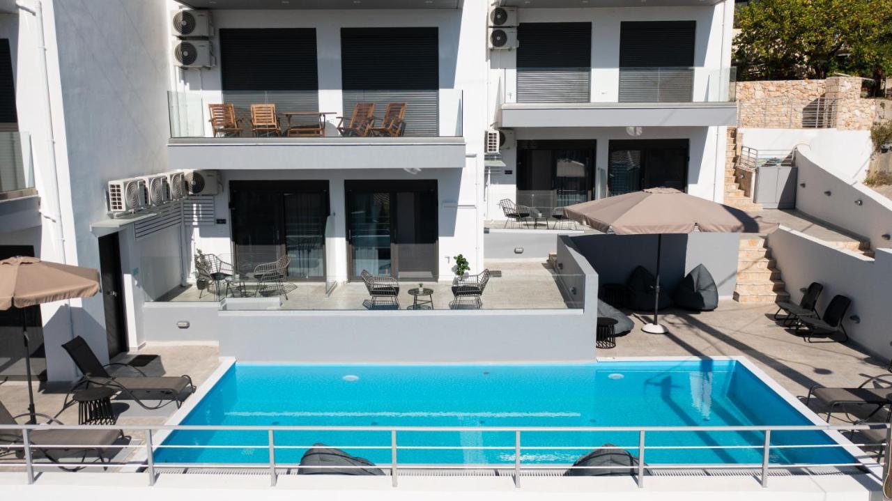 Clelia's&Dione's Design Studios Swimming Pool Nikiana Exterior foto